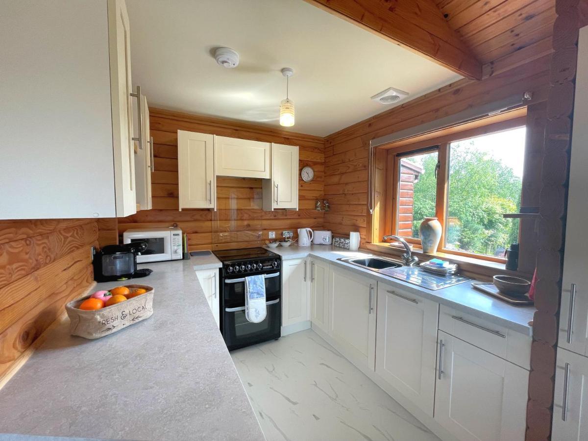 Pass The Keys Beautiful 2Br Beach Lodge Set In Stunning Gardens Dalbeattie Exteriör bild